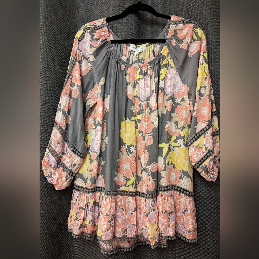 Fever blouse with pompom detail